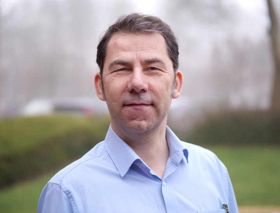 Kevin Barker